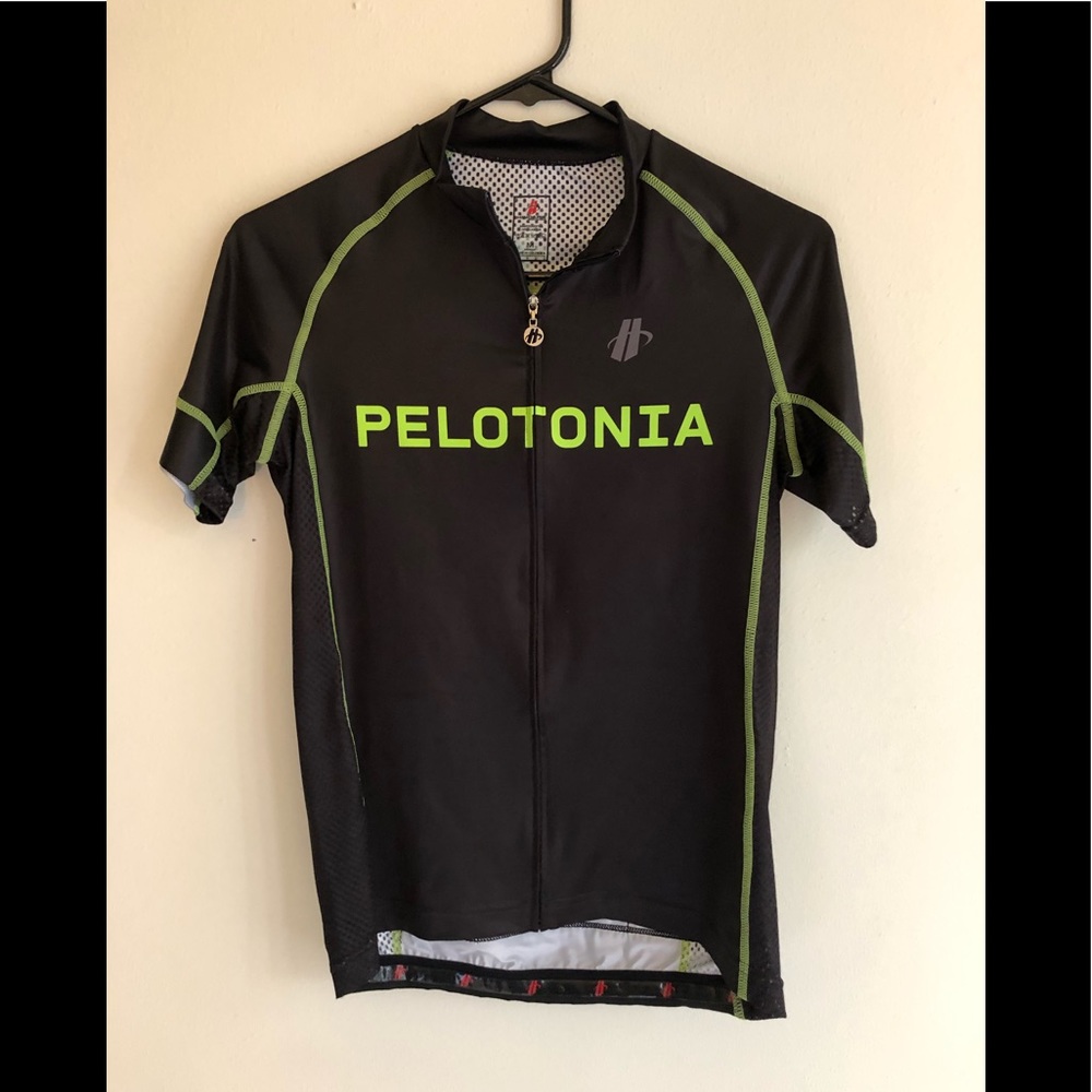 Pelotonia 2018 Biking Top